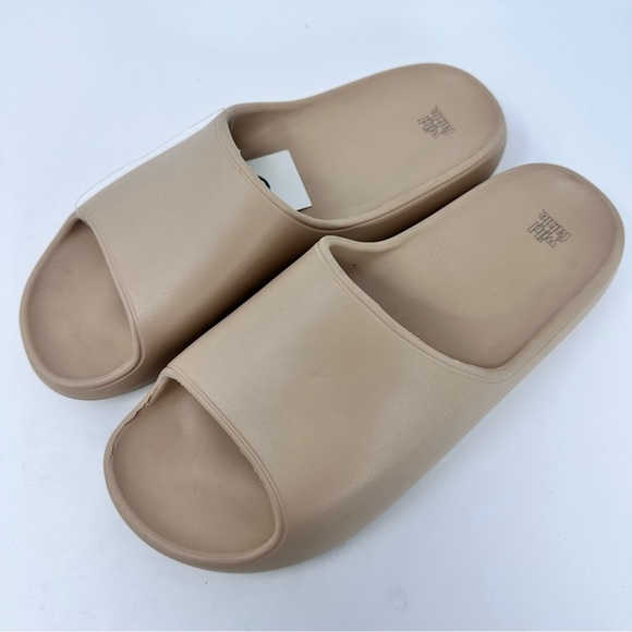 NWT Women's Robbie Slide Sandals SIZE 9. - Picture 4 of 5